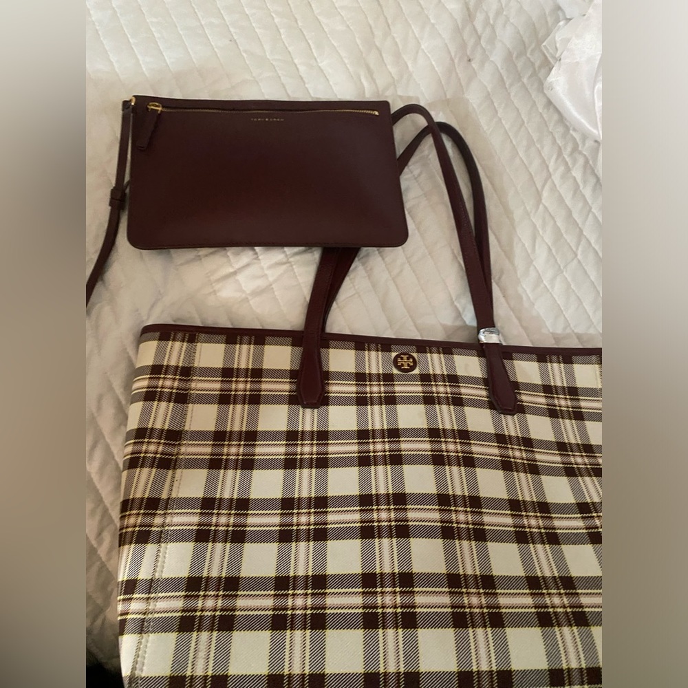 Tory Burch Women's Blake Plaid Tote (Brie Plaid)